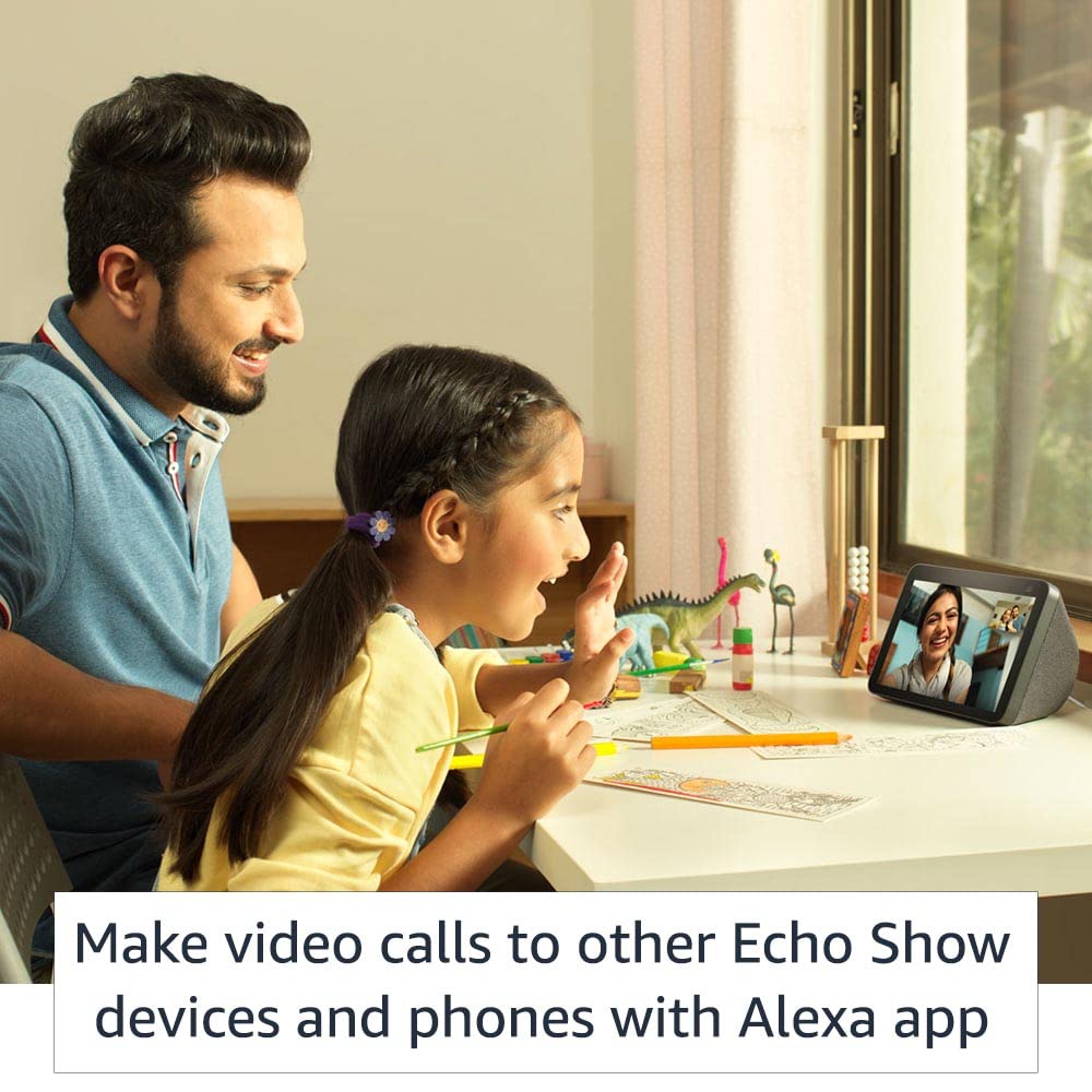 Amazon Echo Show 8 (2nd Gen) Black with Qubo Smart 360 3MP 1296p WiFi CCTV Security Camera